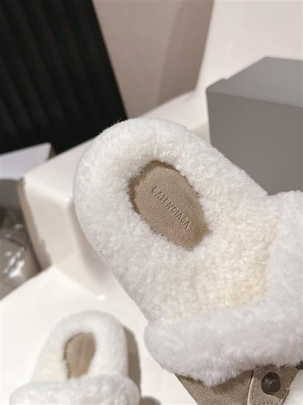 2025112818446504 230